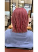 注目度MAXピンクカラーくびれショートボブマッシュウルフカット
