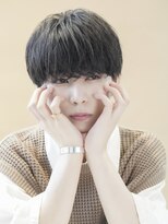 オーシャントーキョー 渋谷(OCEAN TOKYO)&nbsp;シースルーマッシュツーブロック刈り上げセンターパート韓国ヘア