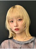 顔周りレイヤーカットくびれヘアミルクティーベージュカラー