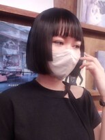 ブロック ジャポン(bloc japon)&nbsp;モードなラインで魅せるアクセントフェイスボブ ステップカット