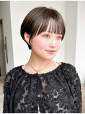 ショートオリーブベージュおくれ毛前髪カット_F20797