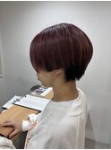 センターパートレッドカラー