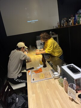 カリーズ(KULLY's) Hair salon KULLY's & Cafe bar