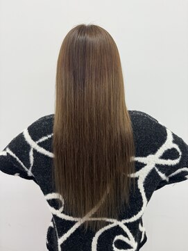 ロサ ファイブヘアー(Rosa..5Hair) アッシュベージュロング