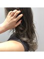 アーサスバイヘッドライト 石岡6号線店(ursus by HEADLIGHT)&nbsp;グレージュハイライトカラー動きが出て可愛いです！