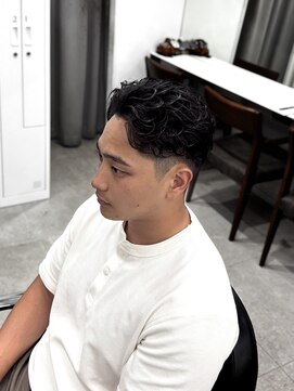 グルーマーズトウキョウ(GROOMER/S TOKYO) ラルフカール スペインカール フェザーパーマ