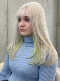 ホワイトブロンド　インナーカラー ミントグリーン ケアブリーチ