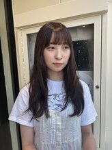 【YUNA】レイヤー×ナチュラルカラーでトレンドも似合わせも。ちょうどいい可愛さを、さりげなく。