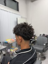 シュプール(SPUL)&nbsp;ピンパーマで動きと束感をプラスしたスパイキーショート