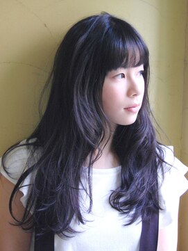 バグ 恵比寿(Bug) 重く見えない暗髪ロング