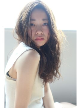 ラべリー 池袋(LOVELEY) ゆるふわセミロング × ブラウンベージュ　【池袋】