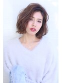 アンニュイかき上げウェーブボブ