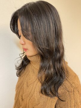 スケール(SCALE) 抜け感バング