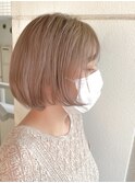 大人ガーリー ベージュブロンド プリカール 丸みショートボブ