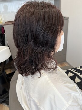 ベルバイヘアスイッチ(by hairswitch) ヘアカラー　バイオレット　白髪ぼかし　レイヤー　ミディアム