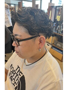 モエバイアリア(Moe by aria) アシメブロックパーマ