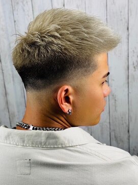 ヒロギンザバーバーショップ 神楽坂店(HIRO GINZA BARBER SHOP) ハイトーンスキンフェード