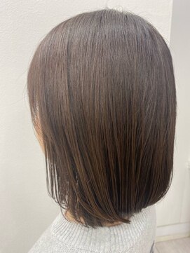 カットハウス ニューヨーク(CUT HOUSE NEW YORK) 切りっぱなしボブ