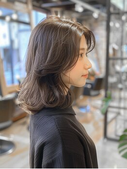 【Luana梅田】印象を自然に変える似合わせカット。トレンド感のある顔周りで今っぽく♪