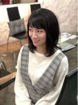 ソルシエール(SORCIERE) 肩下ボブ