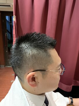 ヘアーモードキクチ 日本橋三越前店 【日本橋】理容室ベリーショート