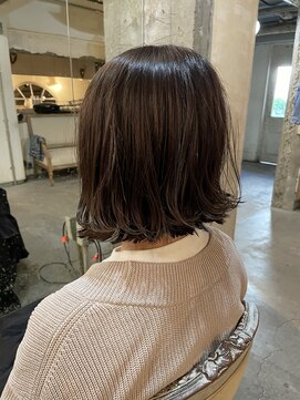 ロイジー(roijir) 【roijir】表参道 ミニボブ×グレージュカラー