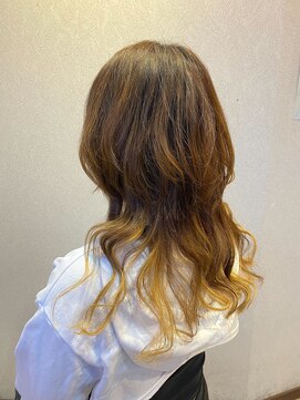 ビーワールド(B WORLD) クラゲマッシュロング【デザインカラー/髪質改善】