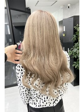 リア 大阪梅田(Ria) ～ミルクティーベージュ　シールエクステ～ 【Ria 大阪 梅田】