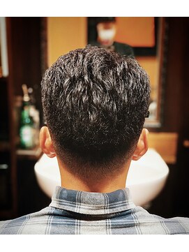 ヒロギンザバーバーショップ 大宮店(HIRO GINZA BARBER SHOP) フェード風グラデーションカット