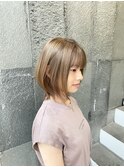 シルキーベージュ
