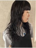 【Manae】モードな黒髪ロングロングパーマ