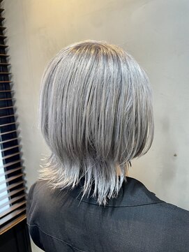 バジオットエイチ(BUZZIoT h) シルバーアッシュ