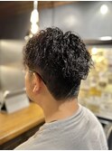 【銀座理容室】刈り上げ　ツイストスパイラル ハードパーマ