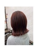 大人女性に人気の外ハネミディアムスタイル