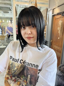 ユイマァル 倉敷店(YUIMARL) ブルーブラック×ミディアムストレート