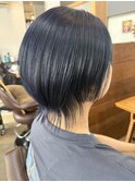 ウルフカット×ブルーブラックカラー