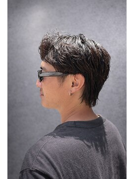 ワンワンオー バーバーショップ 長浜店(@110 BARBER SHOP) 襟足で魅せるナチュラルウルフ×ニュアンスパーマ