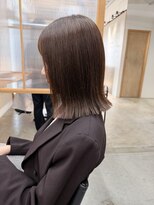 ユニカ(UNIKA)&nbsp;切りっぱなしボブ グレージュ