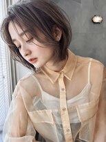 ロア 四条河原町店(LoRE)&nbsp;グレージュのサイドパートボブ｜艶仕上げ｜河原町美容室