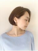【sheta/ AI】大人の耳かけベージュカラーボブ
