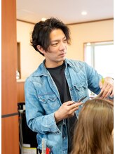 美容室 マナ(MaNa)&nbsp;春宮 朋勇