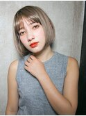 ショートボブ