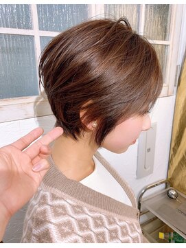 ネオリーブ シュシュ 神保町店(Neolive susu) 丸み可愛い大人ショート