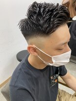 キューズ クラブ(cuz KLUB)&nbsp;【cuzKLUB】バーバースタイル 濡れパン×スキンフェード［池袋］