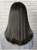モノトーングレージュ×艶髪