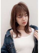 ティアラ 桜木町(TIARA)&nbsp;抜け感ミディ/20代/30代/シルクハイライト/外ハネ/シースルー