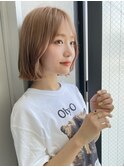 ベージュの前髪パーマボブ(新潟/万代)