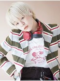 ホワイトカラー×ボーイッシュショート