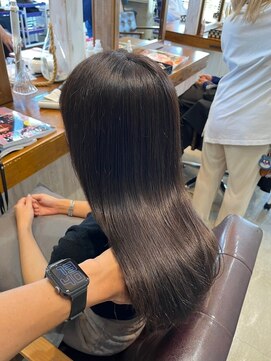 ラ メール ヘア デザイン(La mer HAIR DESIGN) グレージュ切りっぱなしボブ前髪ありミニボブミルクティベージュ