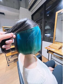 ビスイル 秋葉原店(Vis ill) ミントアッシュグレージュカラーくすみカラー細めハイライト